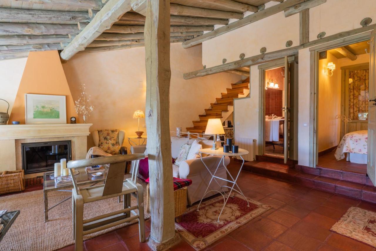 Posada Real La Casa De Arriba Navarredonda de Gredos Phòng bức ảnh